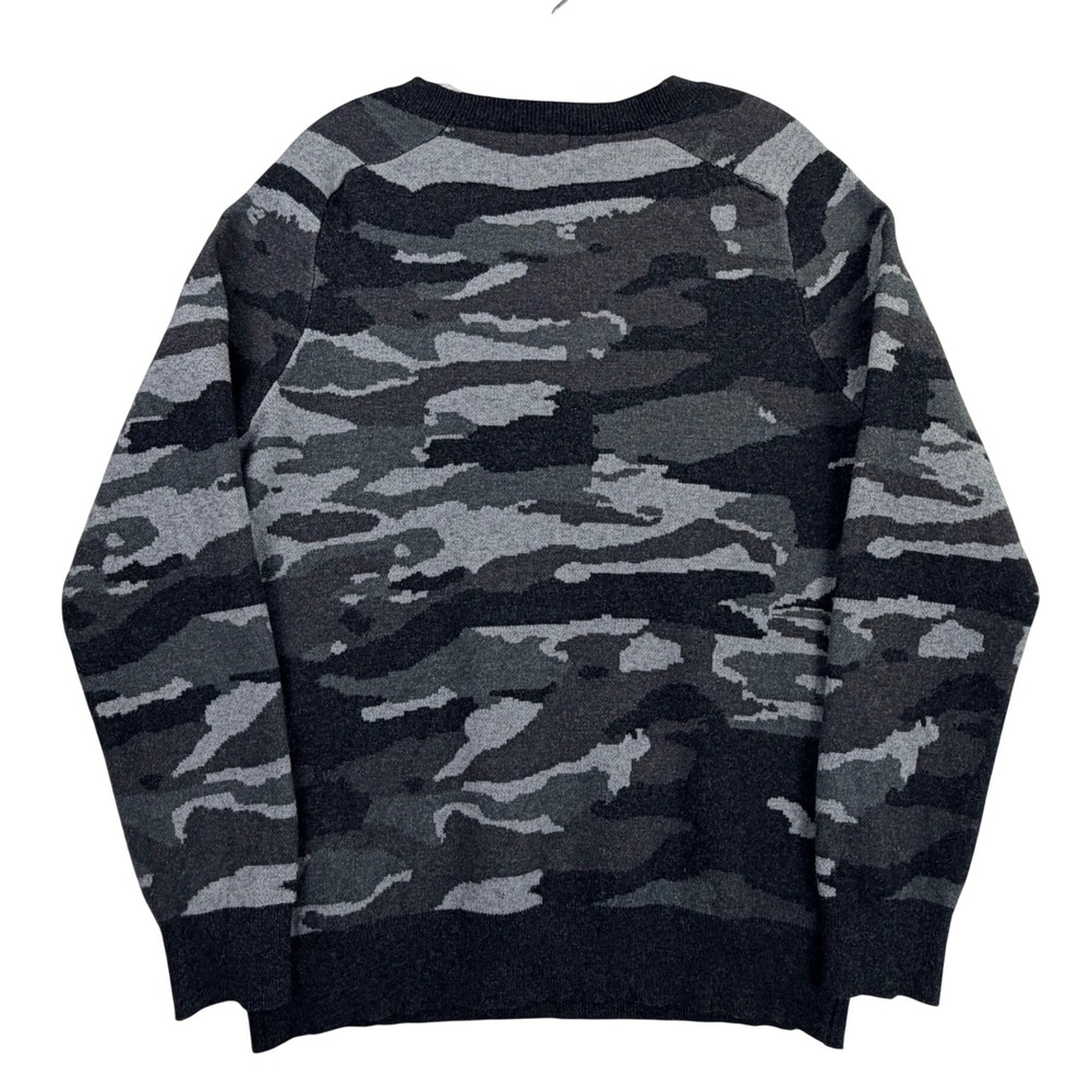 Truth Camo Crewneck Sweater Men Medium Gray Black Long Sleeve Knit SOFT AF - Picture 2 of 11